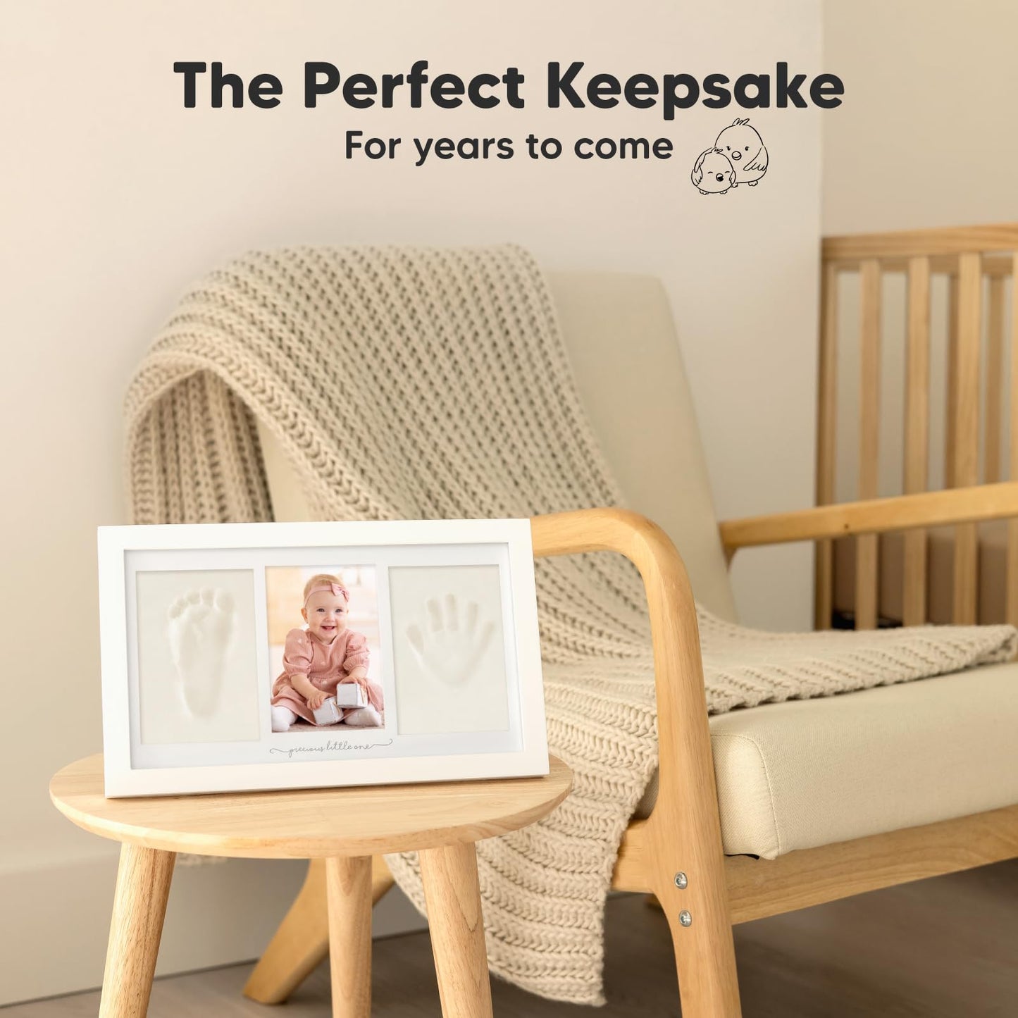 Baby hand and footprint set made of plaster for newborns including photo frame (Alpine White)
