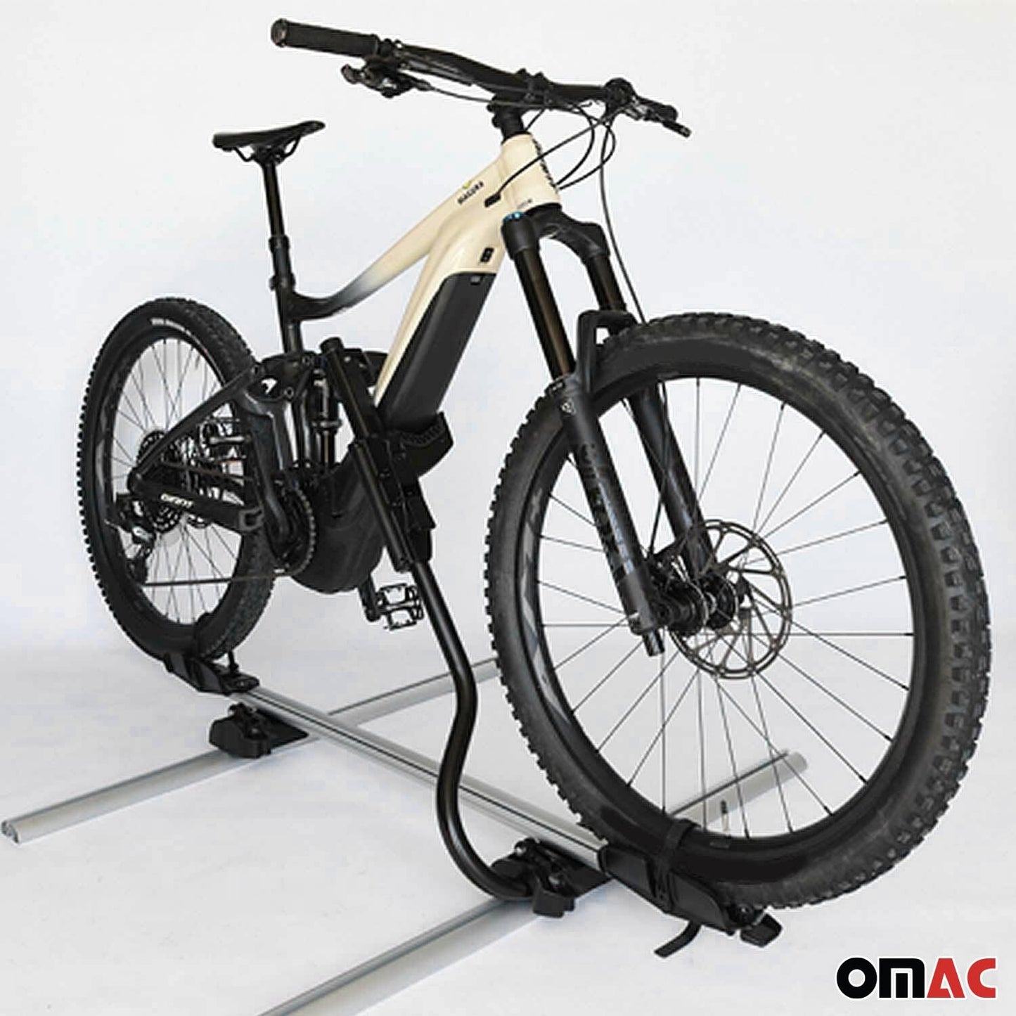 OMAC Farad P-Style roof bike rack for bikes up to 25 kg | TÜV-approved, steel